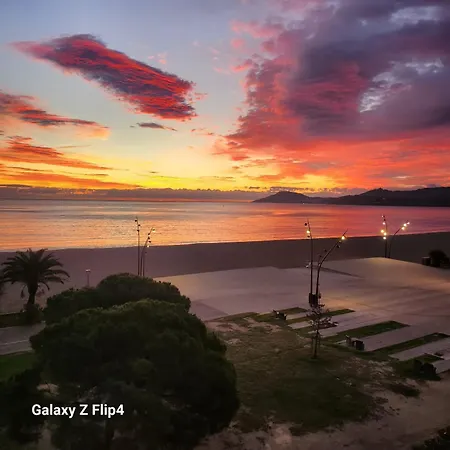 Apartment Face Mer, Coeur Festif !